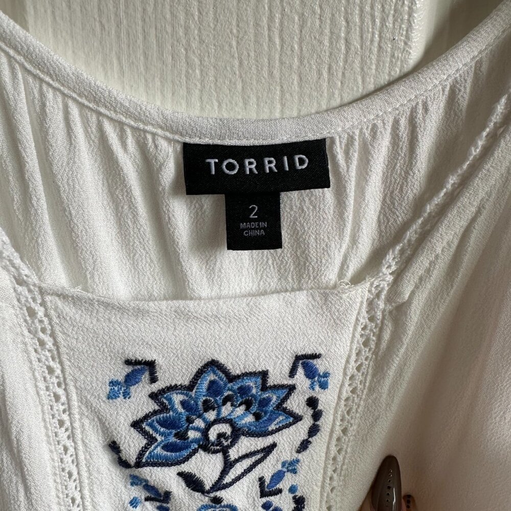 GUC Torrid Challis Embroidered Cami - Picture 4 of 4
